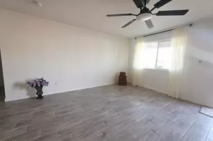 2516 N 47th Dr, Phoenix, AZ 85035 - Photo 8