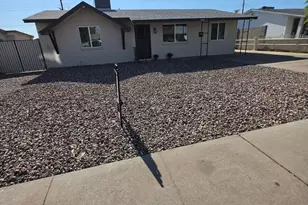 2516 N 47th Dr, Phoenix, AZ 85035 - Photo 2