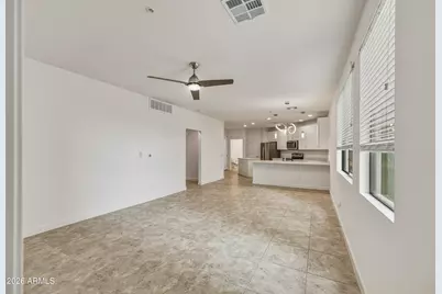 2511 W. Queen Creek Rd -- #274, Chandler, AZ 85248 - Photo 2