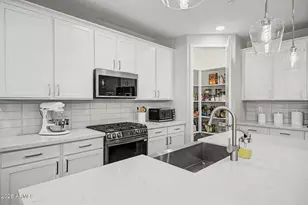 13187 W Redstone Dr, Peoria, AZ 85383 - Photo 10