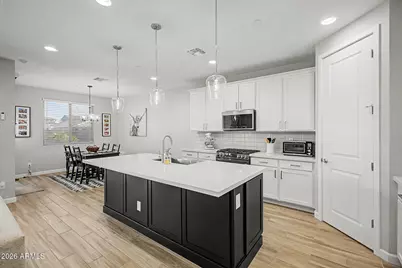 13187 W Redstone Drive, Peoria, AZ 85383 - Photo 8