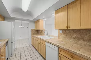 2801 E North Ln, Phoenix, AZ 85028 - Photo 14