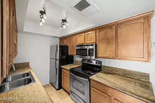 3807 N 30th St, Phoenix, AZ 85016 - Photo 10