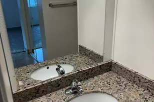 4111 E Camelback Rd, Phoenix, AZ 85018 - Photo 10