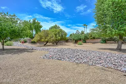 18615 N 43rd Street, Phoenix, AZ 85050 - Photo 52