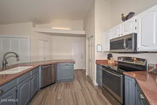 18615 N 43rd St, Phoenix, AZ 85050 - Photo 16
