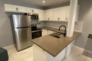 1820 E Morten Ave, Phoenix, AZ 85020 - Photo 2