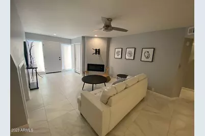 1820 E Morten Avenue #Unit 123, Phoenix, AZ 85020 - Photo 1