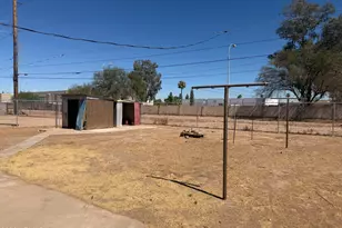 2234 E Wood St, Phoenix, AZ 85040 - Photo 2