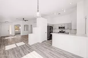 5823 E Hopi Cir, Mesa, AZ 85206 - Photo 14