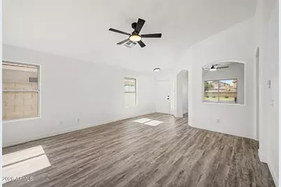 5823 E Hopi Circle, Mesa, AZ 85206 - Photo 10