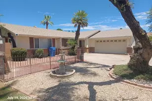 322 E Claremont St, Phoenix, AZ 85012 - Photo 2