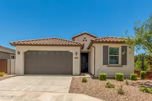 43 E Capricorn Way, Chandler, AZ 85249 - Photo 2