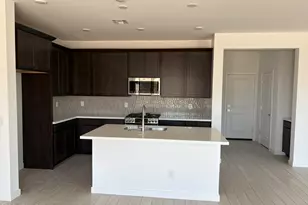 18241 W Lupine Ave, Goodyear, AZ 85338 - Photo 2
