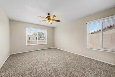 2235 W El Moro Avenue, Mesa, AZ 85202 - Photo 2