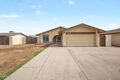 2235 W El Moro Avenue, Mesa, AZ 85202 - Photo 1
