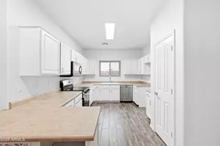 3442 E Vernon St, Gilbert, AZ 85298 - Photo 8