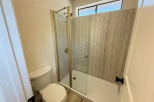 2829 E Tracy Ln, Phoenix, AZ 85032 - Photo 10
