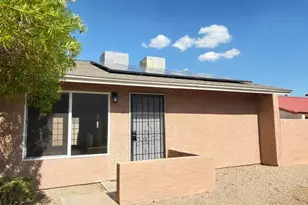 2829 E Tracy Ln, Phoenix, AZ 85032 - Photo 1