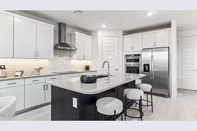 9746 S 12th St. Street, Phoenix, AZ 85042 - Photo 12