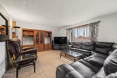 5234 S 44th Place, Phoenix, AZ 85040 - Photo 8