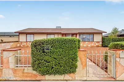 5234 S 44th Place, Phoenix, AZ 85040 - Photo 1
