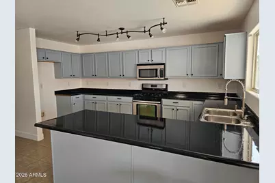 8002 W Stella Avenue, Glendale, AZ 85303 - Photo 8