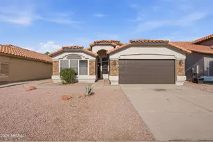 15417 S 45th Pl, Phoenix, AZ 85044 - Photo 1