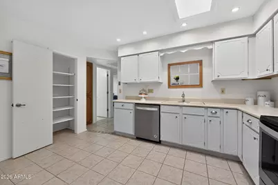 2064 S Farnsworth Drive #7, Mesa, AZ 85209 - Photo 8