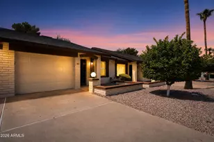 2064 S Farnsworth Dr, Mesa, AZ 85209 - Photo 1