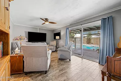 2642 W Juanita Circle, Mesa, AZ 85202 - Photo 8