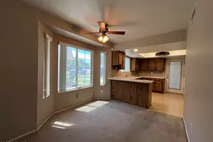 925 E Lodge Dr, Tempe, AZ 85283 - Photo 2