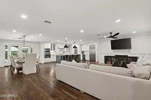 4231 E Weldon Ave, Phoenix, AZ 85018 - Photo 8