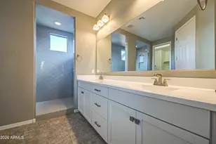 19040 W Becker Ln, Surprise, AZ 85388 - Photo 18
