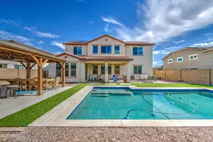 19040 W Becker Ln, Surprise, AZ 85388 - Photo 32