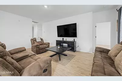 9415 E Steno Avenue, Mesa, AZ 85212 - Photo 6