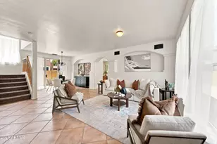 1562 S Sabino Ct, Gilbert, AZ 85296 - Photo 4