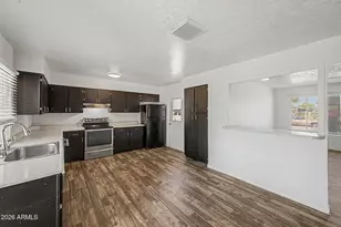 4107 E Nancy Ln, Phoenix, AZ 85042 - Photo 10