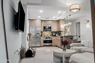 7151 E Rancho Vista Dr E, Scottsdale, AZ 85251 - Photo 12