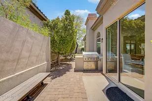 10671 E Caribbean Ln, Scottsdale, AZ 85255 - Photo 26