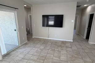 7836 West Riverside Avenue, Phoenix, AZ 85043 - Photo 4
