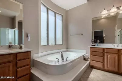 1706 W Western Star Boulevard, Phoenix, AZ 85041 - Photo 34