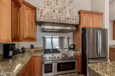 1706 W Western Star Boulevard, Phoenix, AZ 85041 - Photo 24