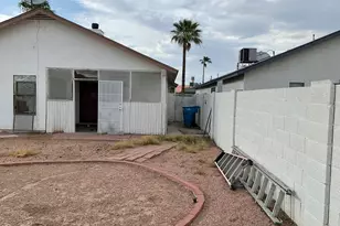 8805 W Vale Dr, Phoenix, AZ 85037 - Photo 20