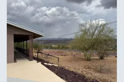 19080 E Indian Hills Drive, Black Canyon City, AZ 85324 - Photo 2