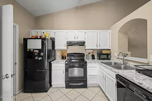 118 N Heritage Dr, Gilbert, AZ 85234 - Photo 14