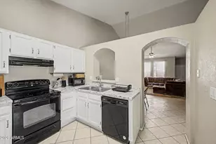 118 N Heritage Dr, Gilbert, AZ 85234 - Photo 12