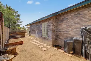 118 N Heritage Dr, Gilbert, AZ 85234 - Photo 26