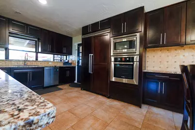 1745 E Friess Drive, Phoenix, AZ 85022 - Photo 32