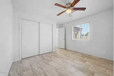 10526 W Devonshire Avenue, Phoenix, AZ 85037 - Photo 22